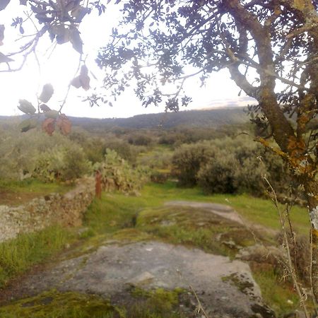 Apartamentos El Jardin Del Poeta Guijo de Granadilla Eksteriør bilde