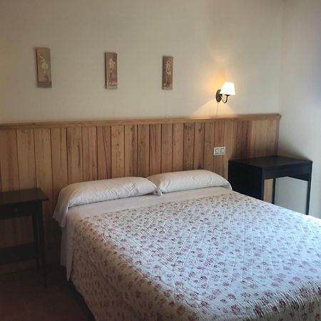Apartamentos El Jardin Del Poeta Guijo de Granadilla Eksteriør bilde