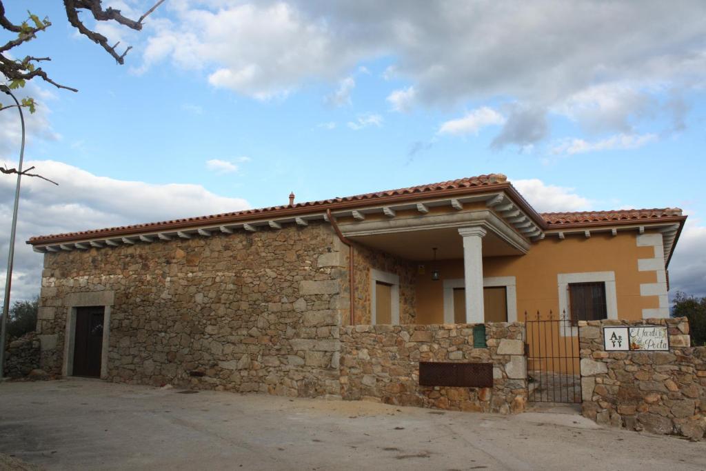 Apartamentos El Jardin Del Poeta Guijo de Granadilla Rom bilde